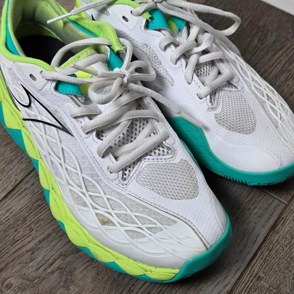 Mizuno Wave Running Shoes Womens 6.5 White‎ Green Teal Athletic Trainer